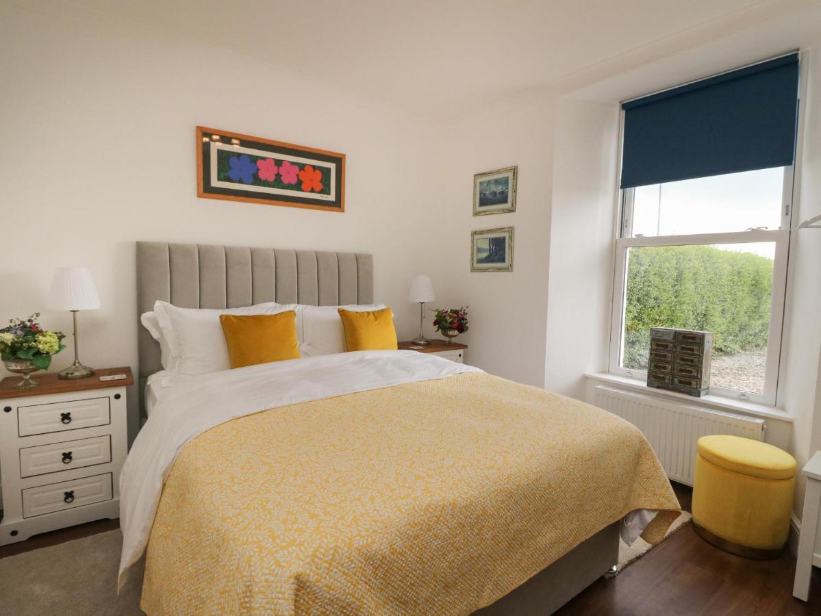 Secret Nest Apartment Dunoon Exterior photo